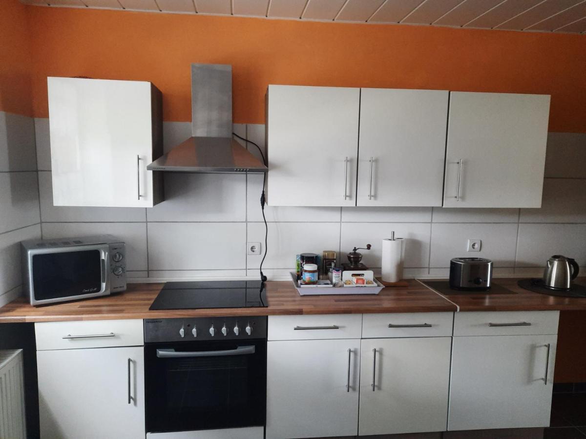 Joys Ferienwohnung โอเบอร์เฮาเซิน ภายนอก รูปภาพ