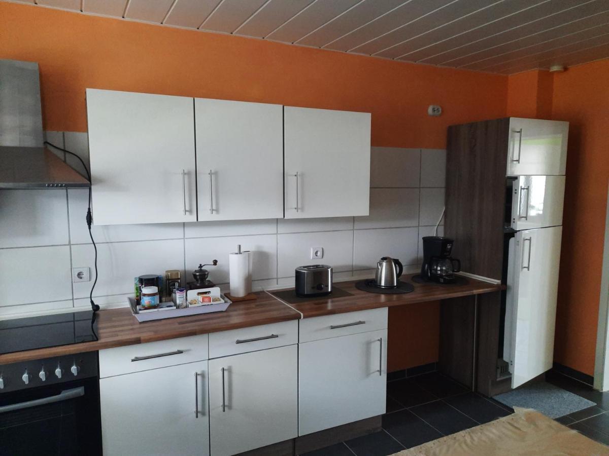 Joys Ferienwohnung โอเบอร์เฮาเซิน ภายนอก รูปภาพ
