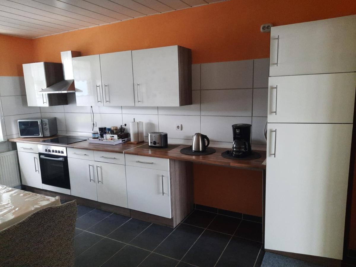 Joys Ferienwohnung โอเบอร์เฮาเซิน ภายนอก รูปภาพ